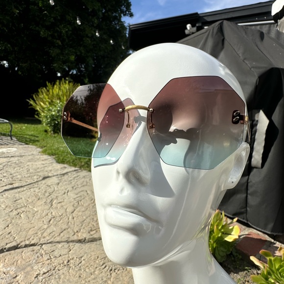 Stella McCartney SC0233S 003 geometric sunglasses
NEW main image 6